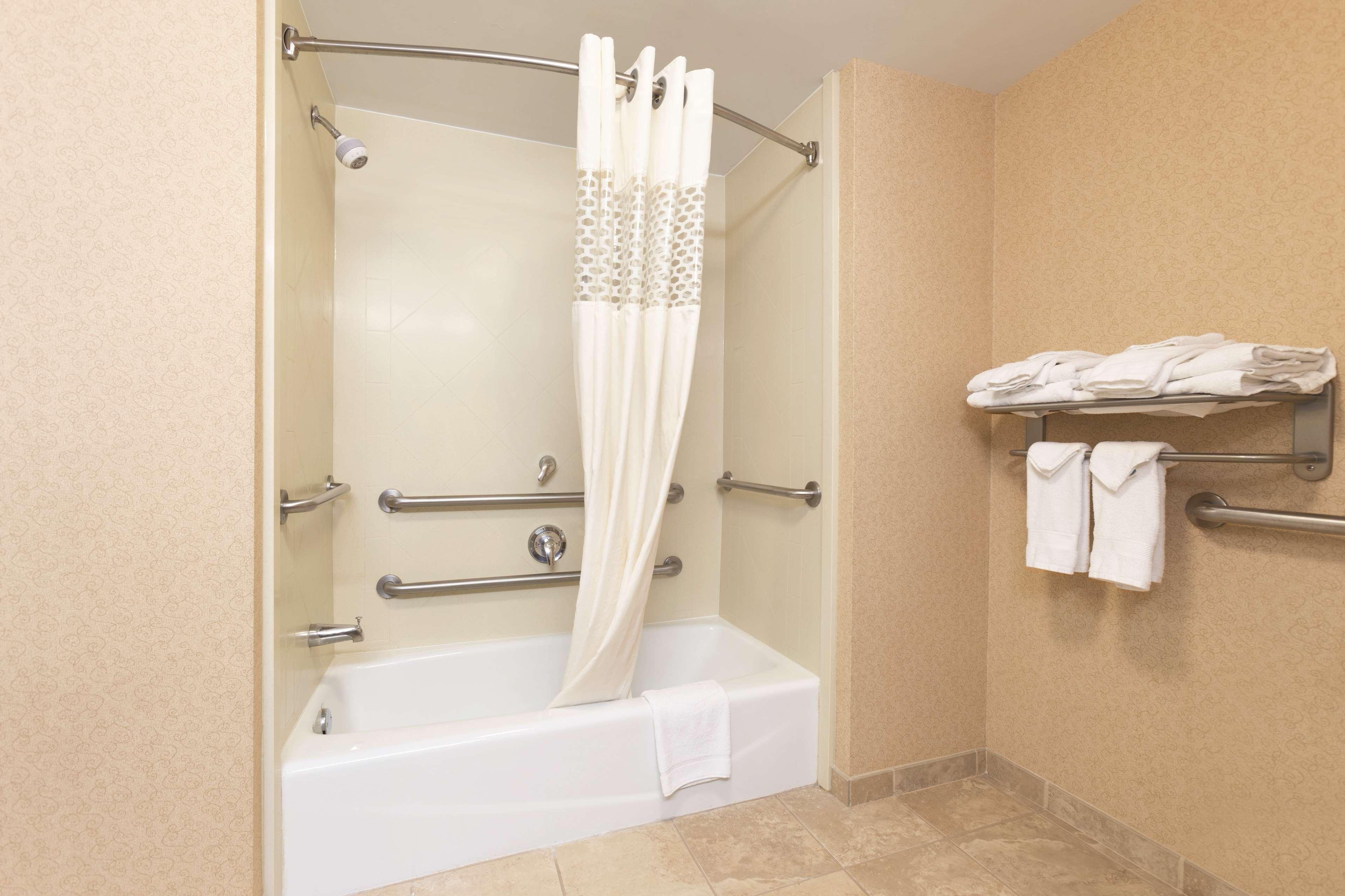 Hampton Inn & Suites Greenfield Eksteriør billede