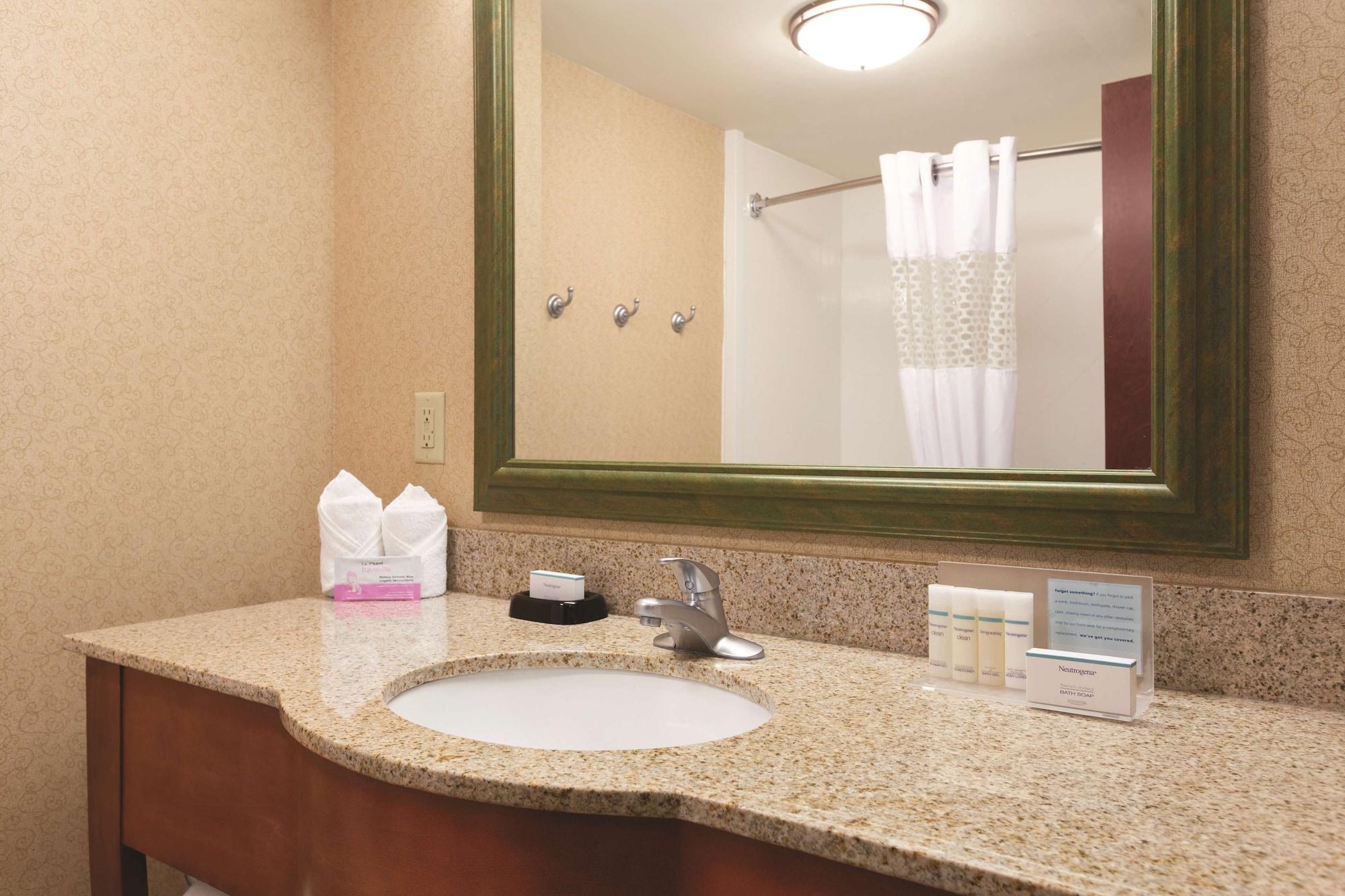 Hampton Inn & Suites Greenfield Eksteriør billede