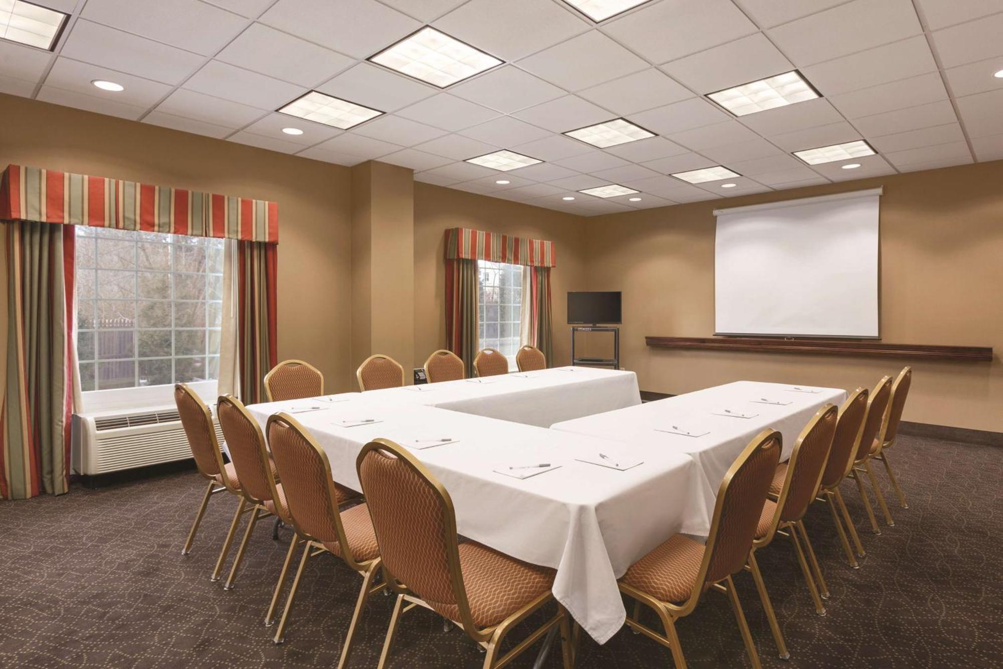 Hampton Inn & Suites Greenfield Eksteriør billede