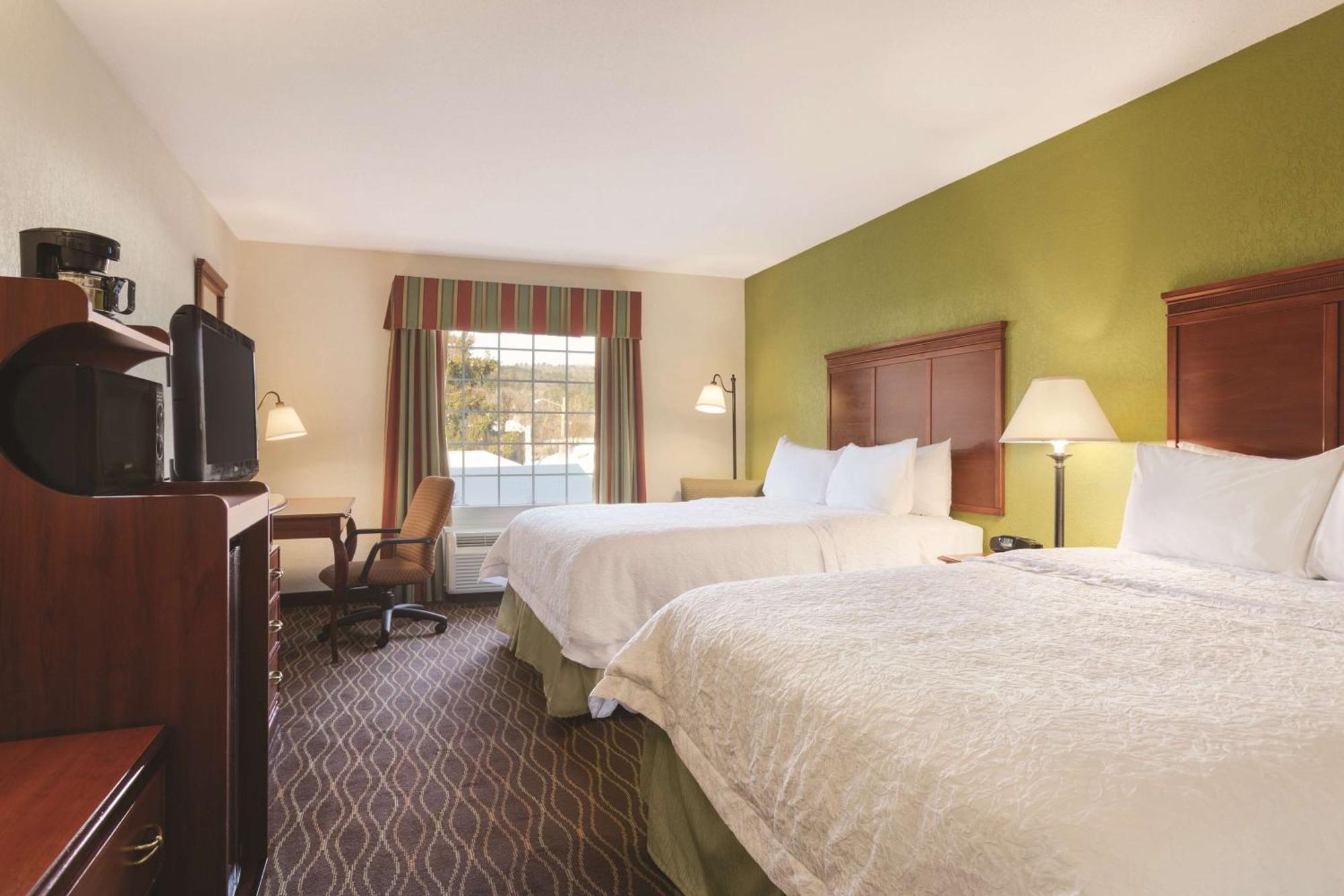 Hampton Inn & Suites Greenfield Eksteriør billede