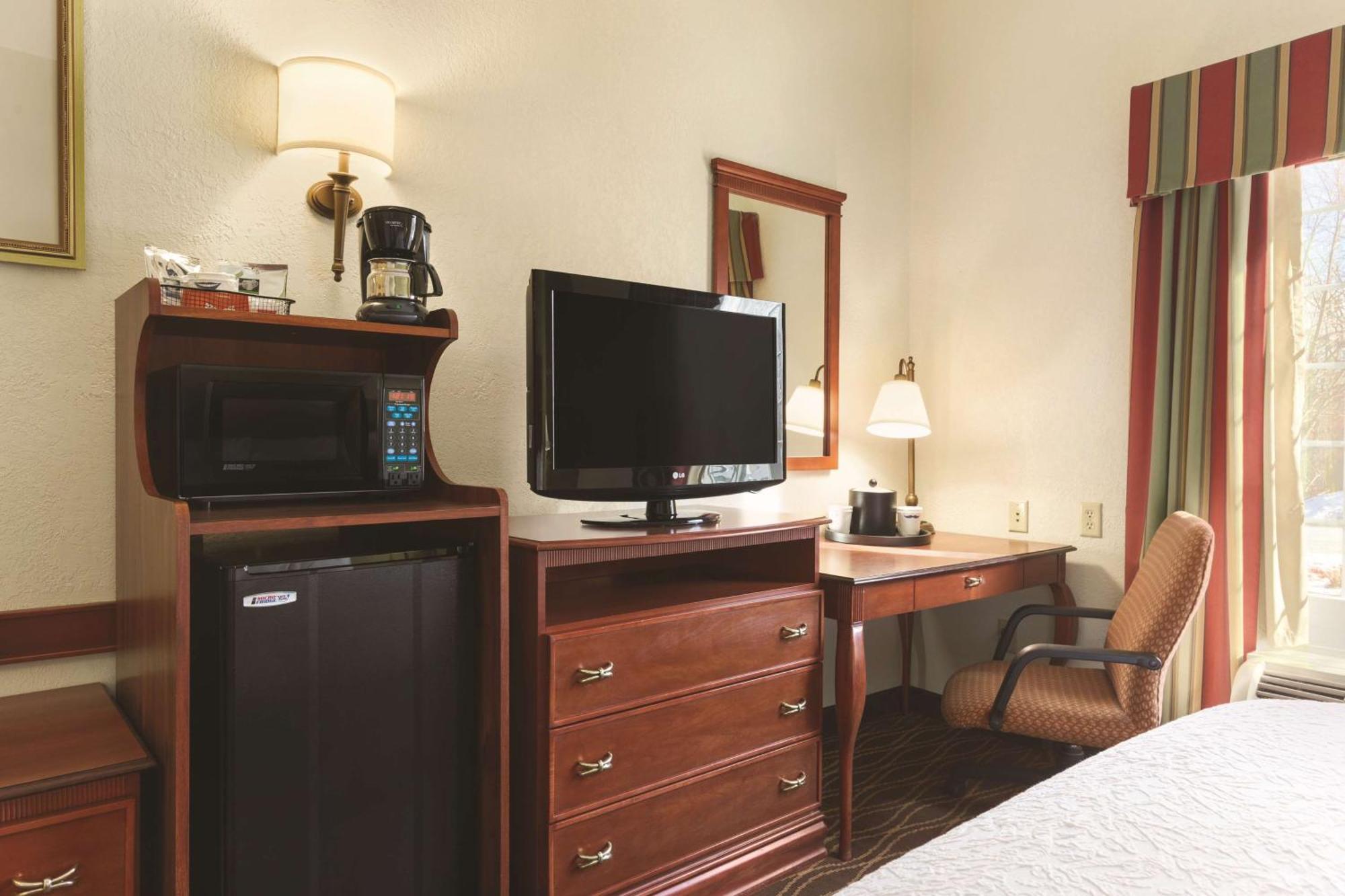 Hampton Inn & Suites Greenfield Eksteriør billede