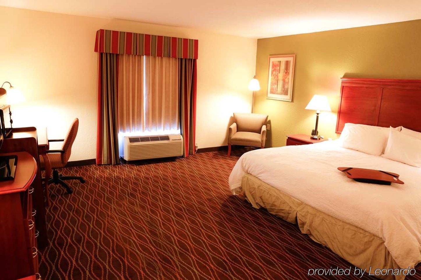 Hampton Inn & Suites Greenfield Eksteriør billede